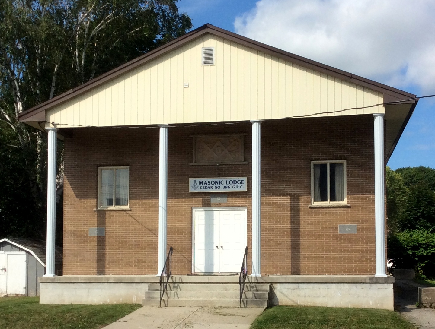 Cedar Lodge Building